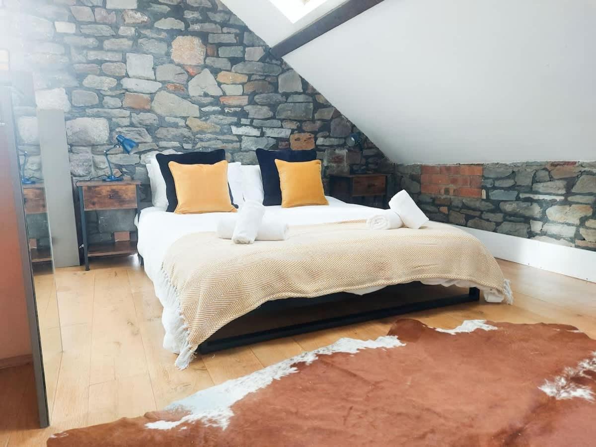 Converted Factory Loft Apartment بريستول المظهر الخارجي الصورة